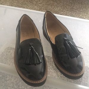 Naturalizer Black flats